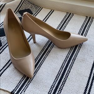 New Michael Kors Nude Leather Pumps Heels, 8.5